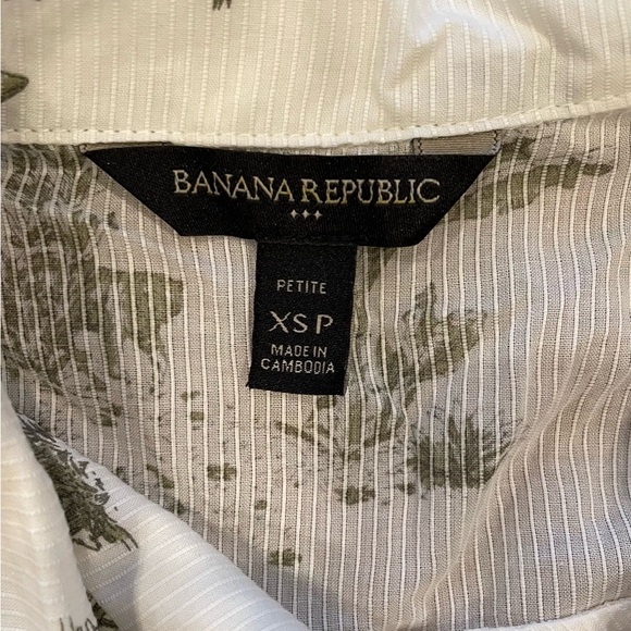 Beachy Button Down - Picture 3 of 7